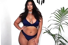 Latina in bikini hardcore